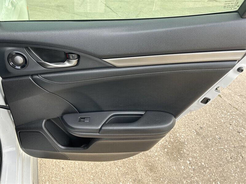 Used 2020 Honda Civic Sport Touring image 18