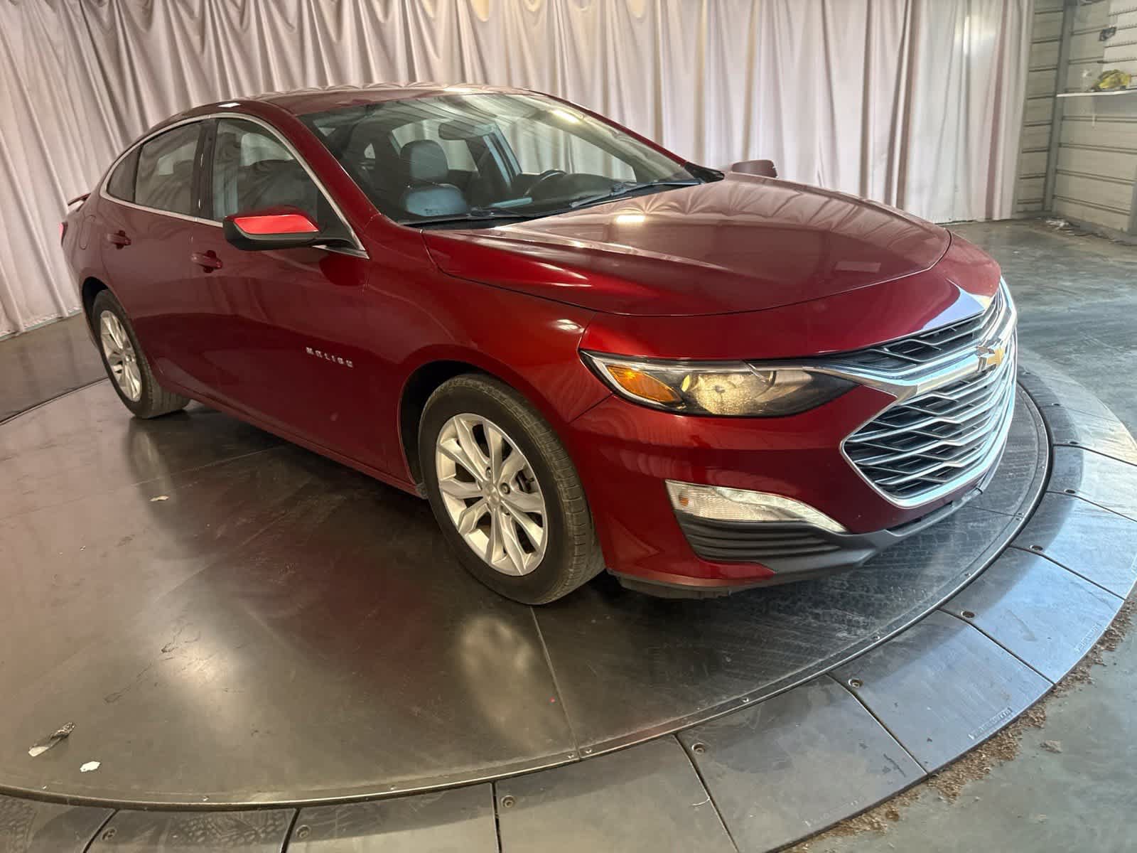 Used 2021 Chevrolet Malibu LT w/ Leather Package FWD image 3