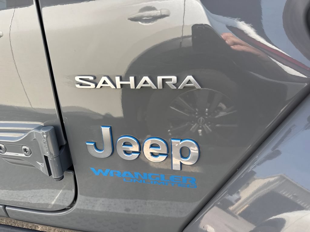 Used 2021 Jeep Wrangler Unlimited Sahara w/ Safety Group AWD/4WD image 5