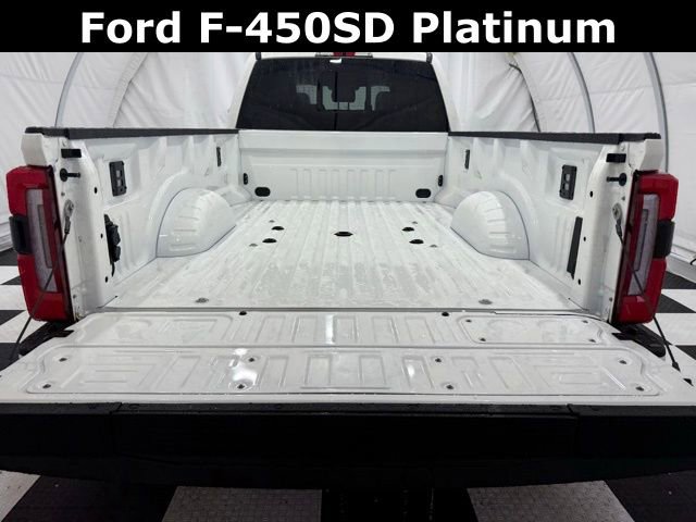 Used 2026 Ford F450 Platinum w/ FX4 Off-Road Package image 4