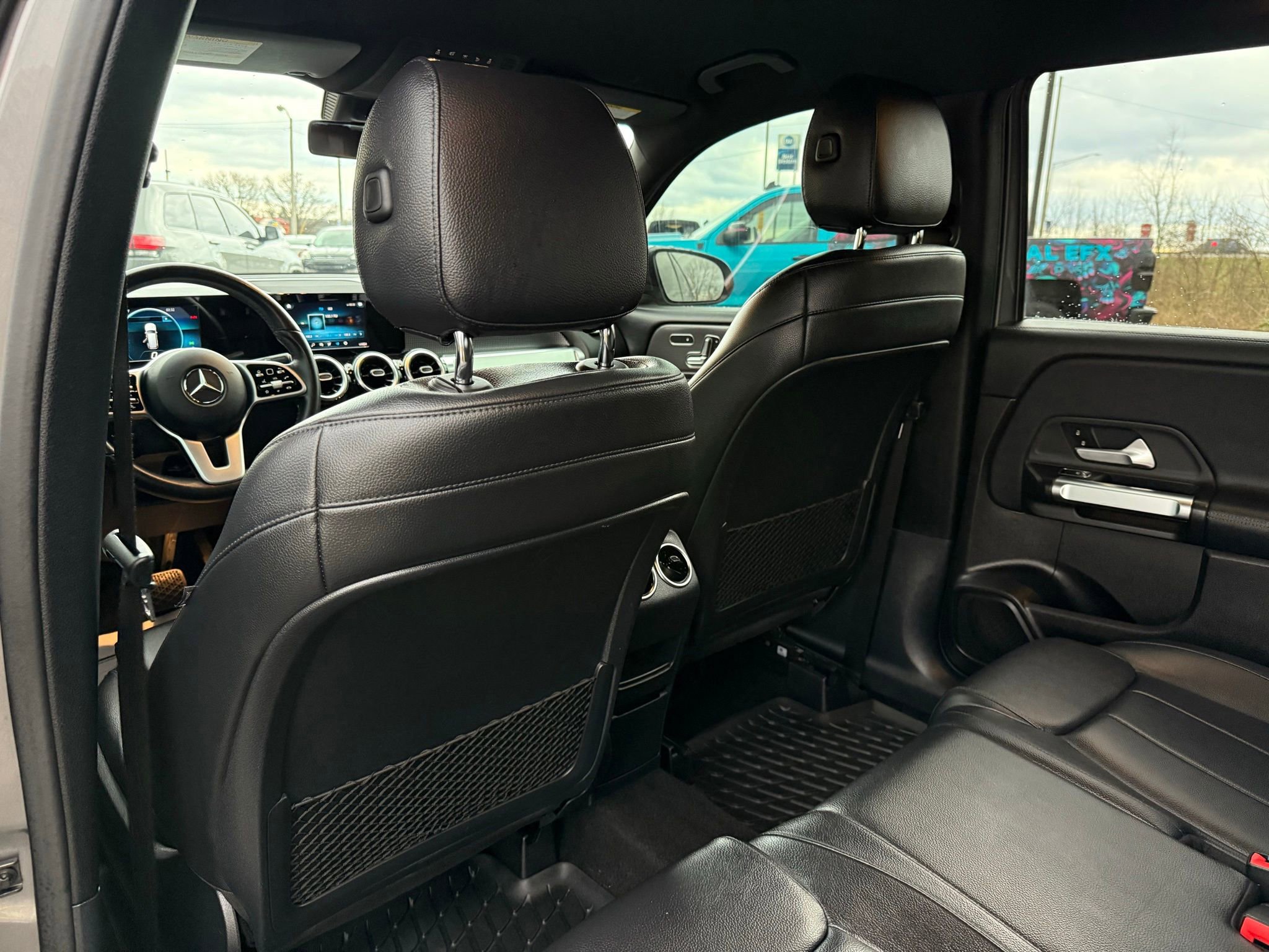 Used 2020 Mercedes-Benz GLB 250 4MATIC image 39