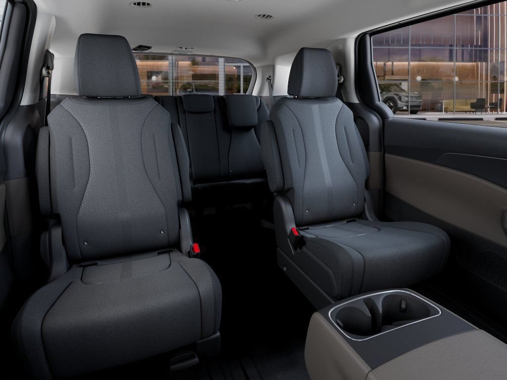 New 2027 Kia Carnival LX FWD image 16