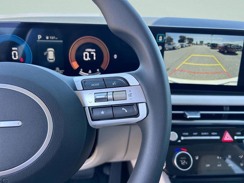 New 2026 Hyundai Tucson SEL image 32