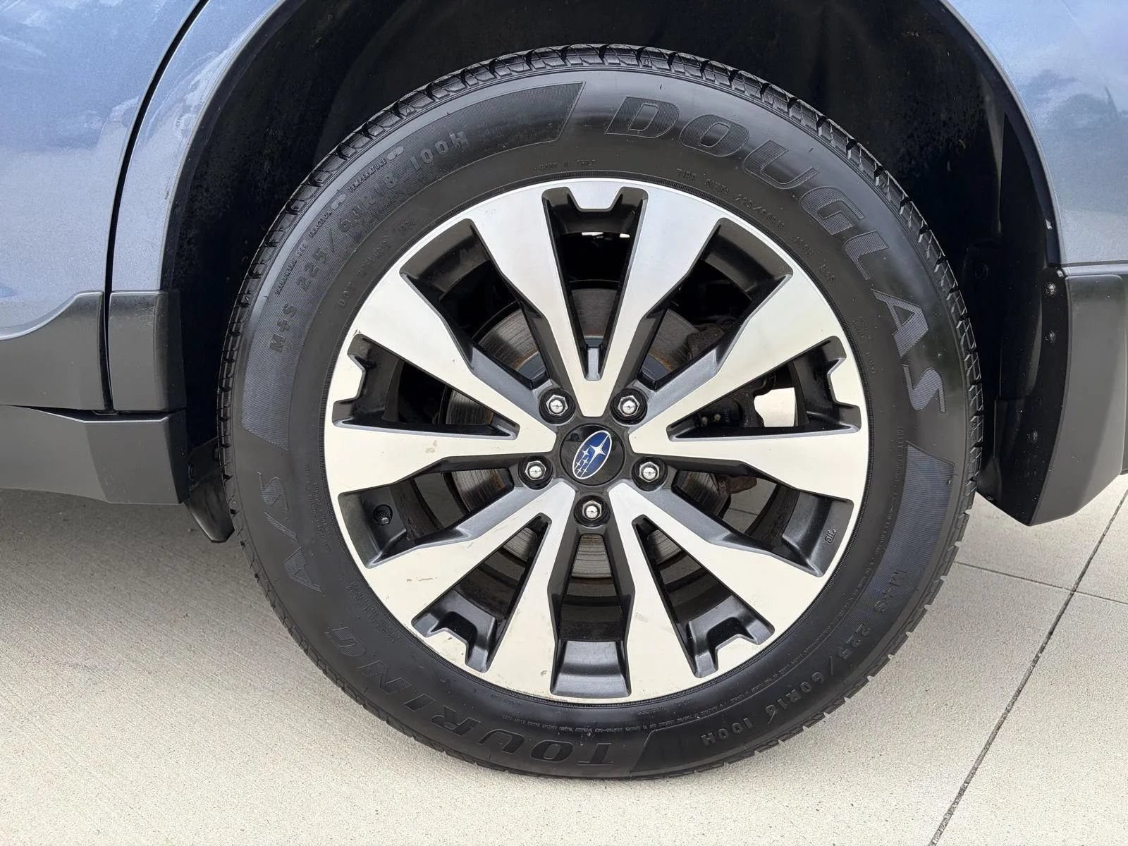 Used 2015 Subaru Outback 2.5i Limited AWD/4WD image 9