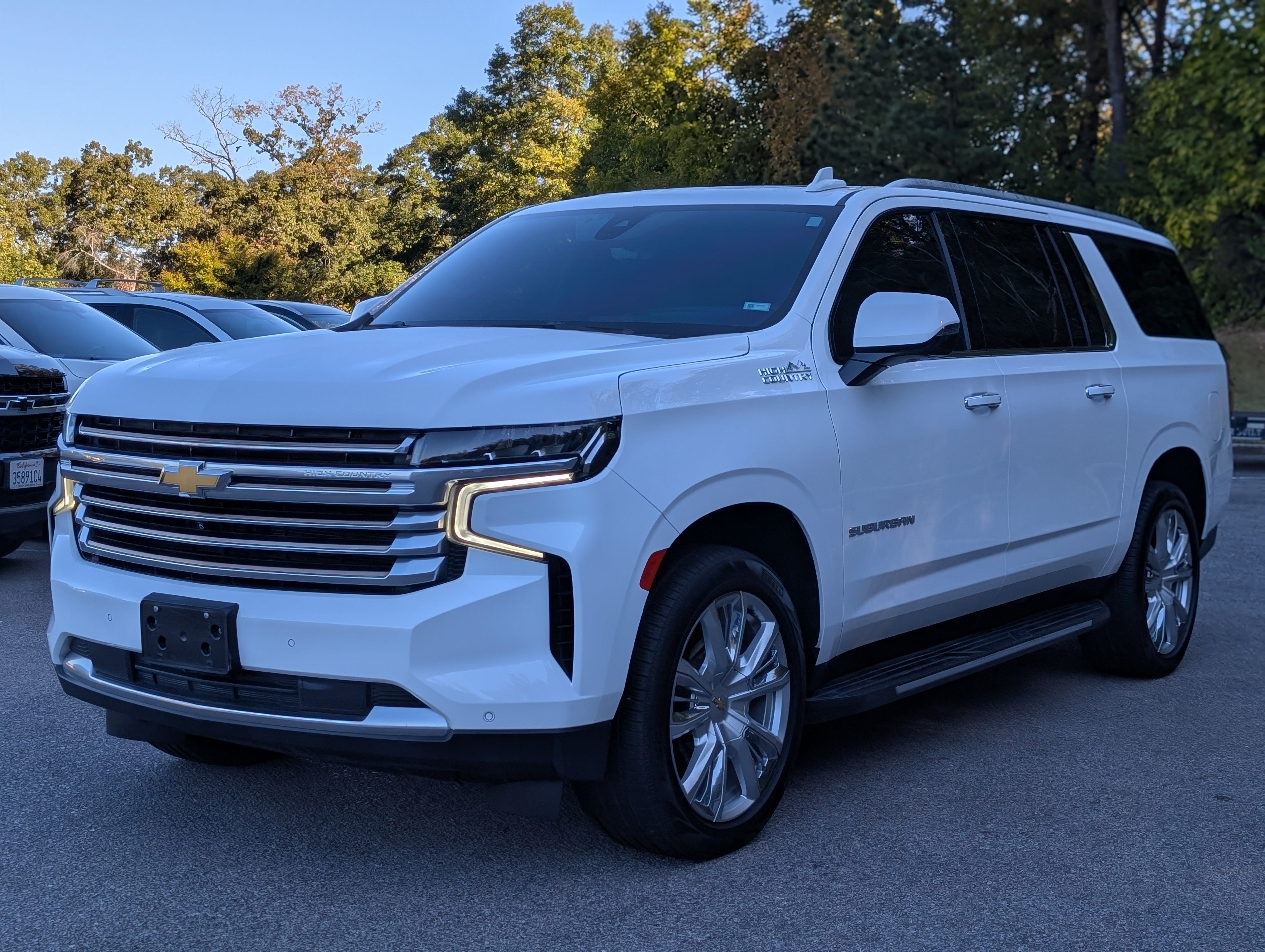 Used 2022 Chevrolet Suburban High Country w/ Max Trailering Package AWD/4WD image 5