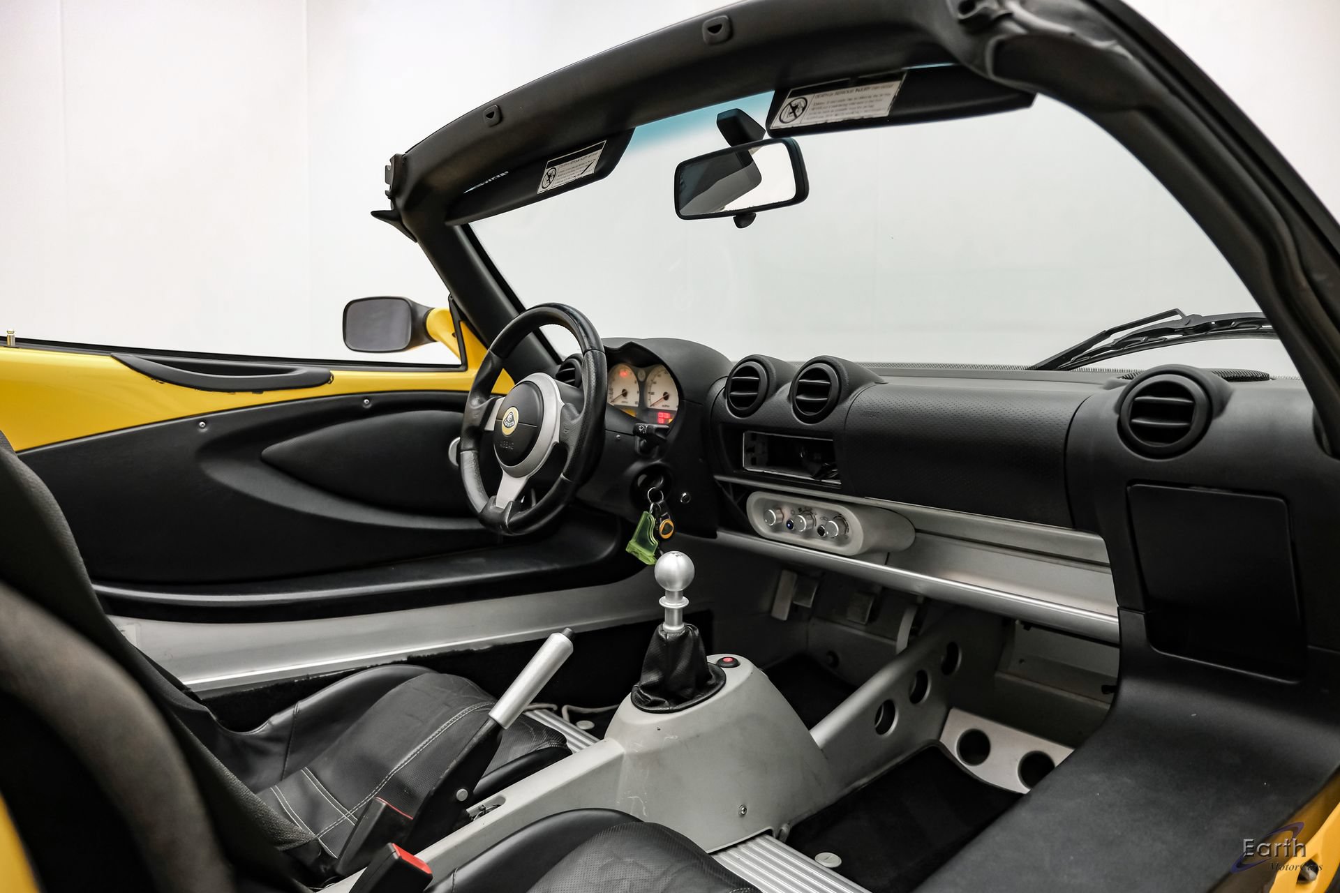 Used 2005 Lotus Elise RWD image 56