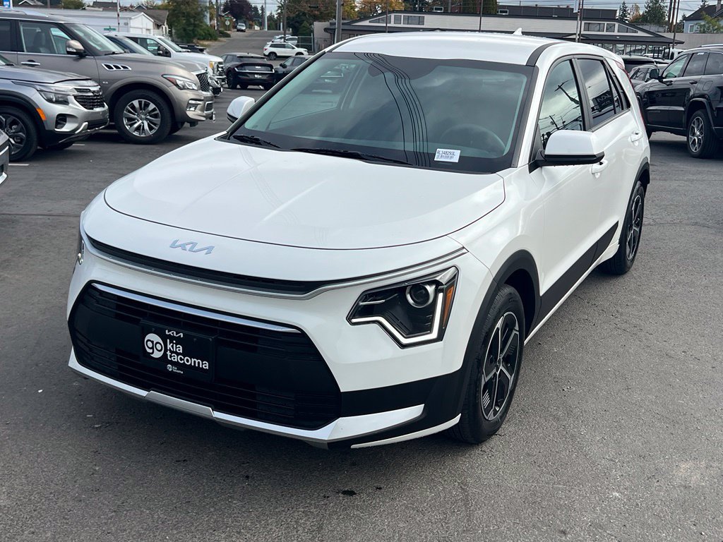 Certified 2026 Kia Niro LX FWD image 3