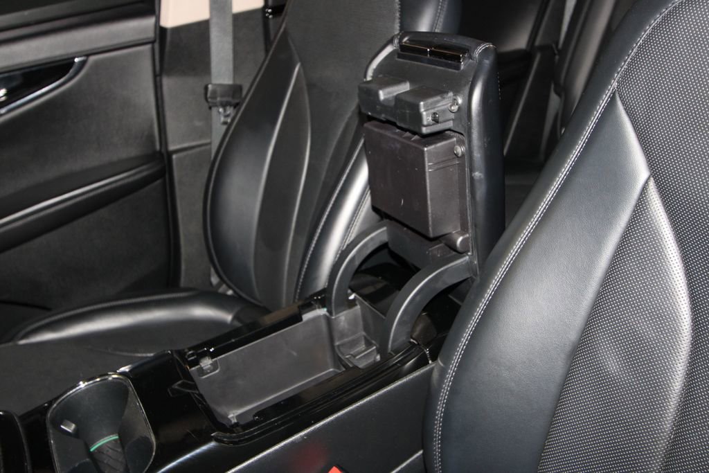 Used 2023 Lincoln Nautilus Reserve w/ Monochromatic Package image 24