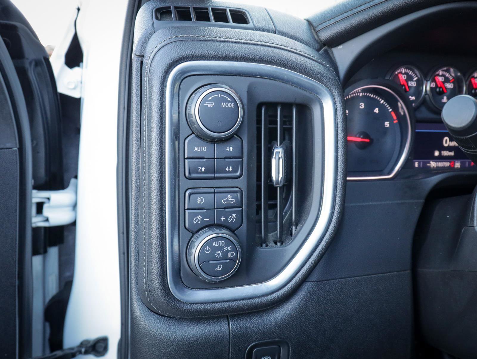 Used 2020 Chevrolet Silverado 3500 LTZ image 22