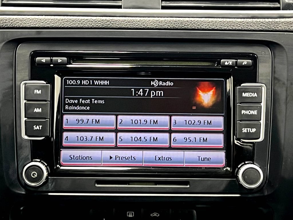 Used 2012 Volkswagen Jetta SE FWD image 23