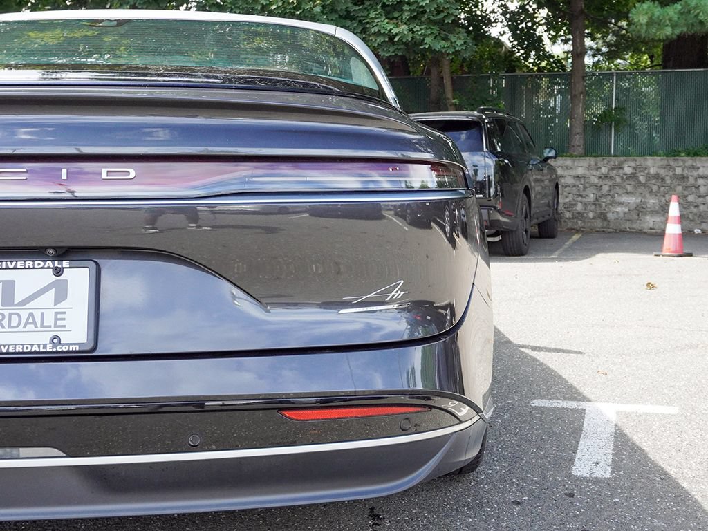 Used 2025 Lucid Air Touring AWD/4WD image 19