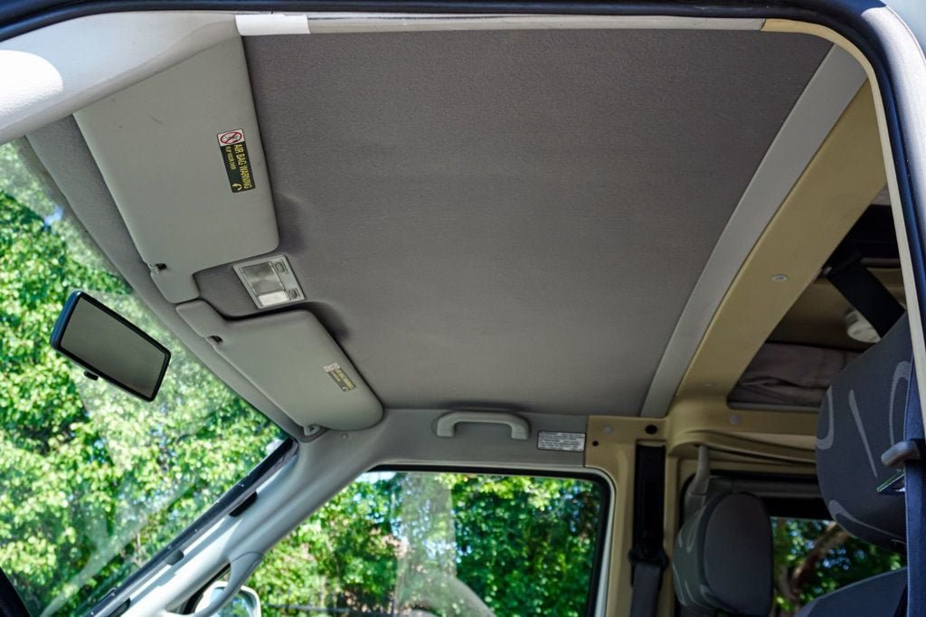 Used 2000 Volkswagen Eurovan Camper FWD image 38