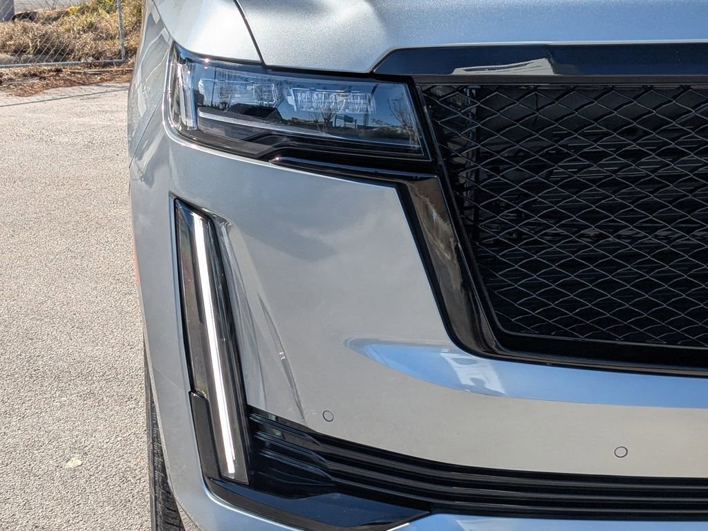 Certified 2024 Cadillac Escalade ESV Sport w/ Touring Package image 9