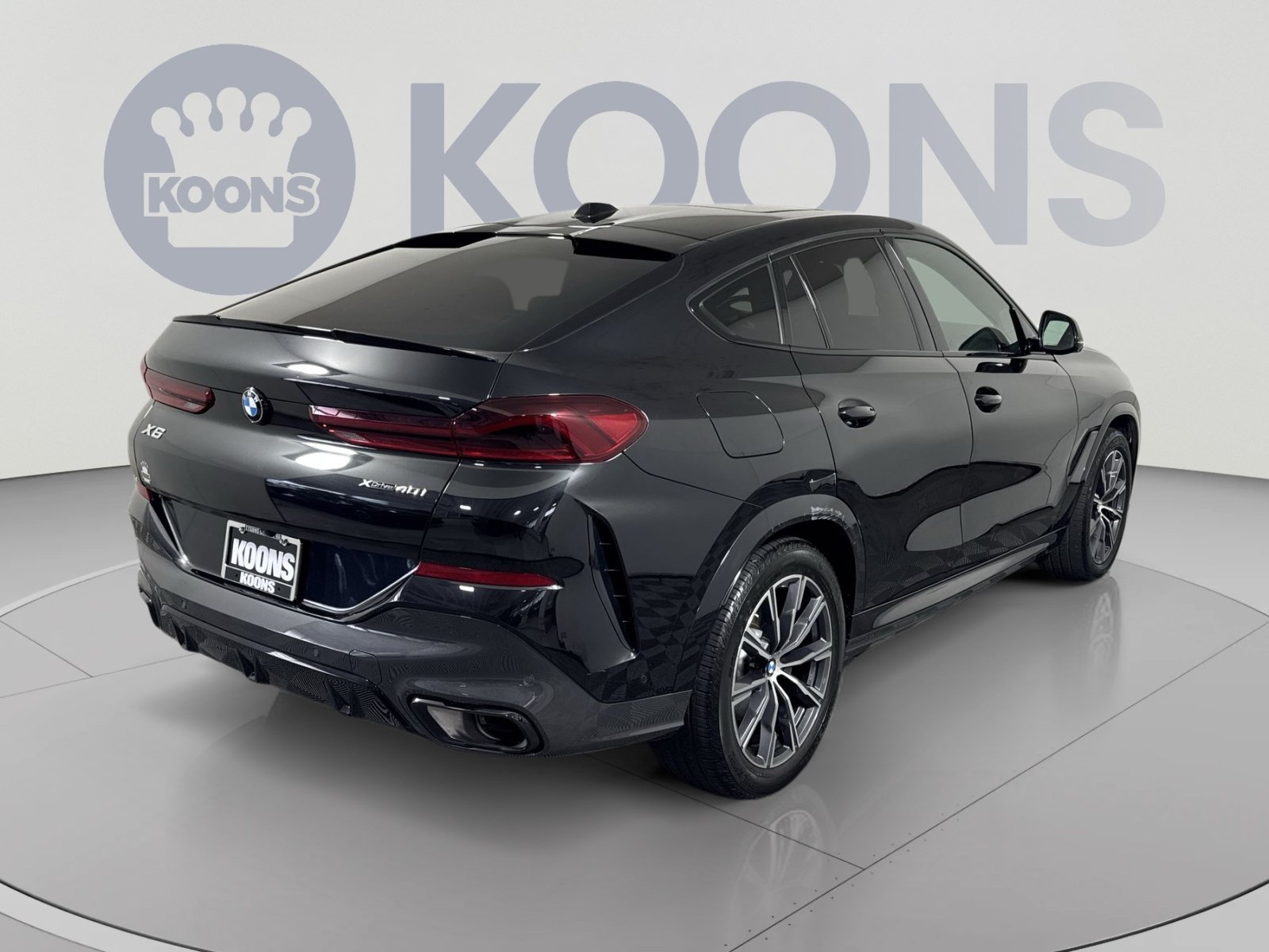 Used 2024 BMW X6 xDrive40i w/ Premium Package AWD/4WD image 7
