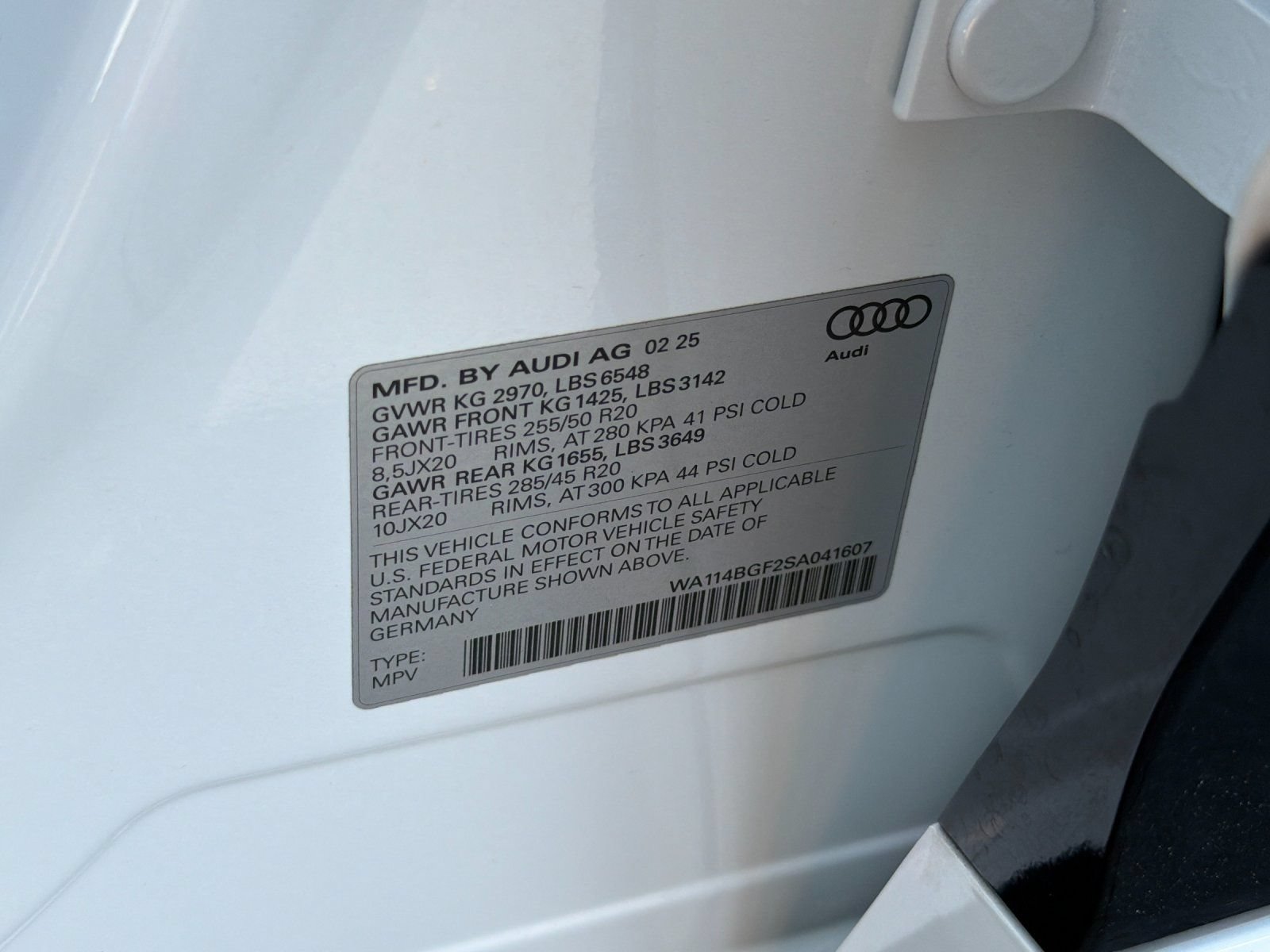 Used 2025 Audi Q6 e-tron Premium w/ Convenience Package AWD/4WD image 27