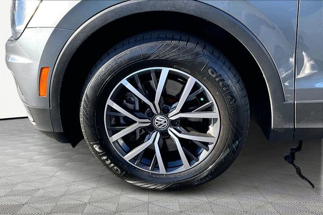 Used 2019 Volkswagen Tiguan SE w/ Panoramic Sunroof Package image 22
