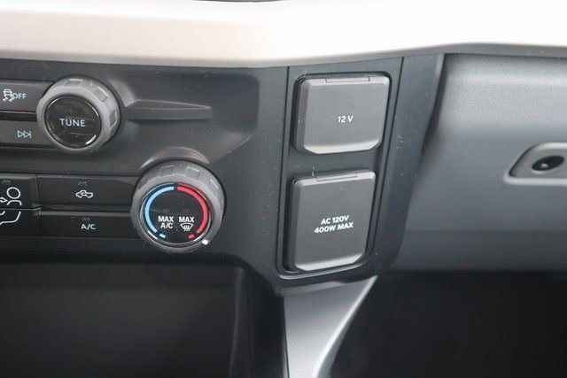 New 2026 Ford F250 XLT w/ FX4 Off-Road Package image 23