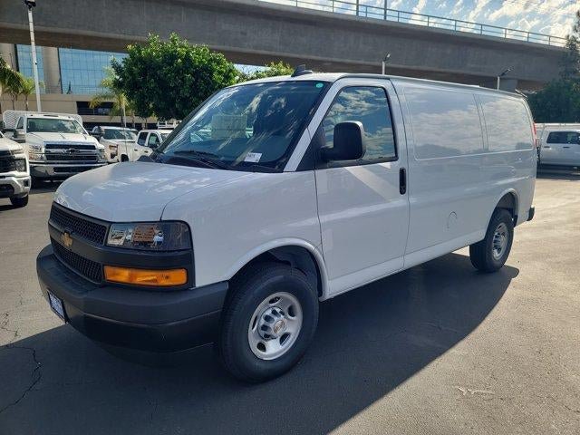 New 2026 Chevrolet Express 2500 Extended w/ Driver Convenience Package RWD image 4