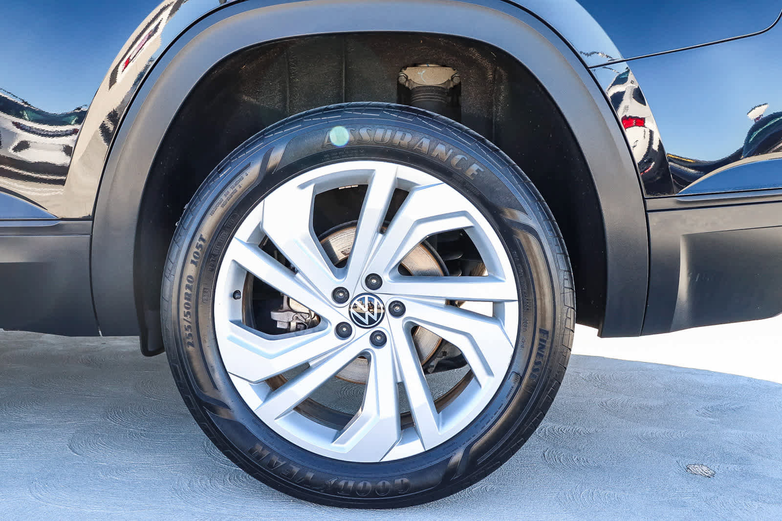 Used 2022 Volkswagen Atlas SE w/ Panoramic Sunroof Package image 10