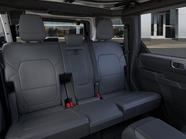 New 2025 Ford Bronco Badlands image 11