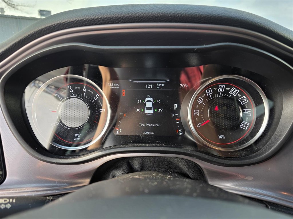 Used 2023 Dodge Challenger SXT image 15