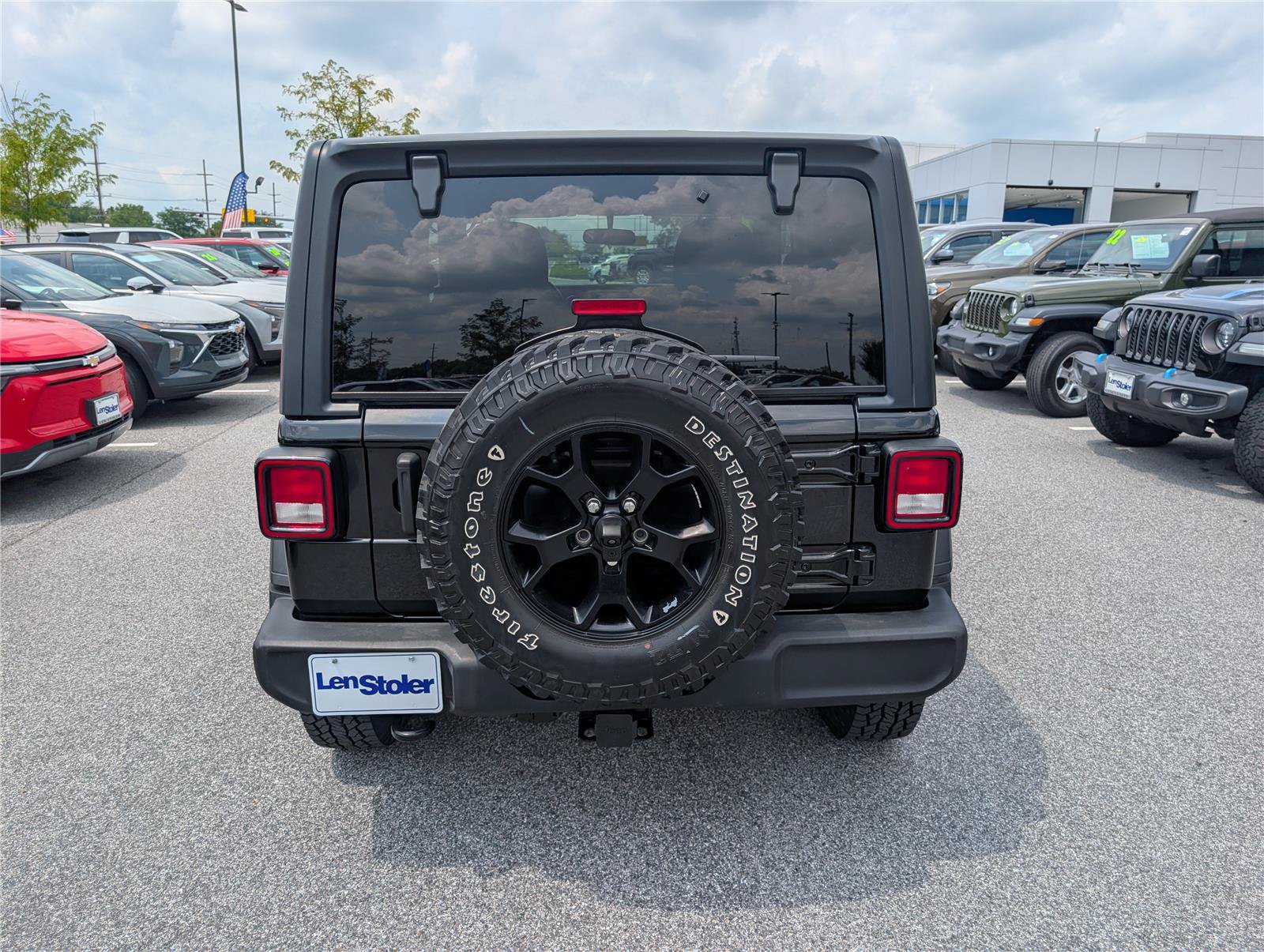 Used 2022 Jeep Wrangler Sport AWD/4WD image 4