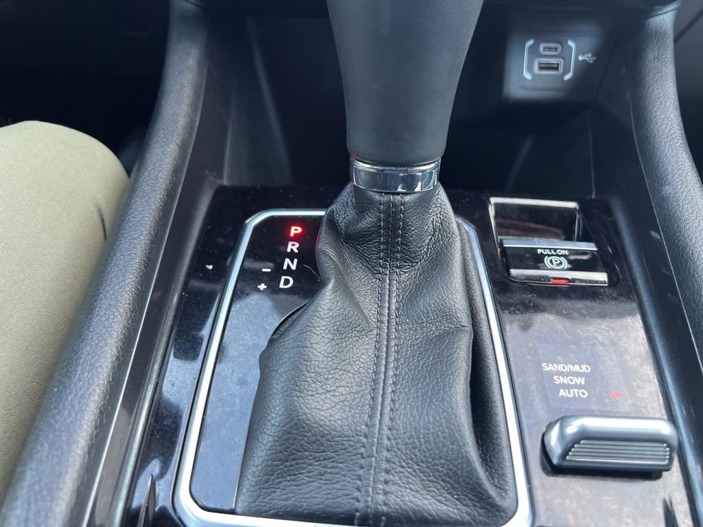 Used 2023 Jeep Compass Latitude image 24