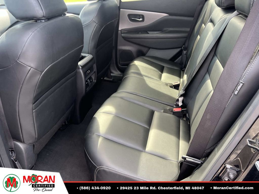 Used 2024 Nissan Murano SV AWD/4WD image 12