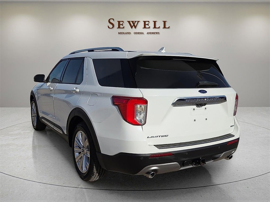 Used 2020 Ford Explorer Limited w/ Class III Trailer Tow Package image 3