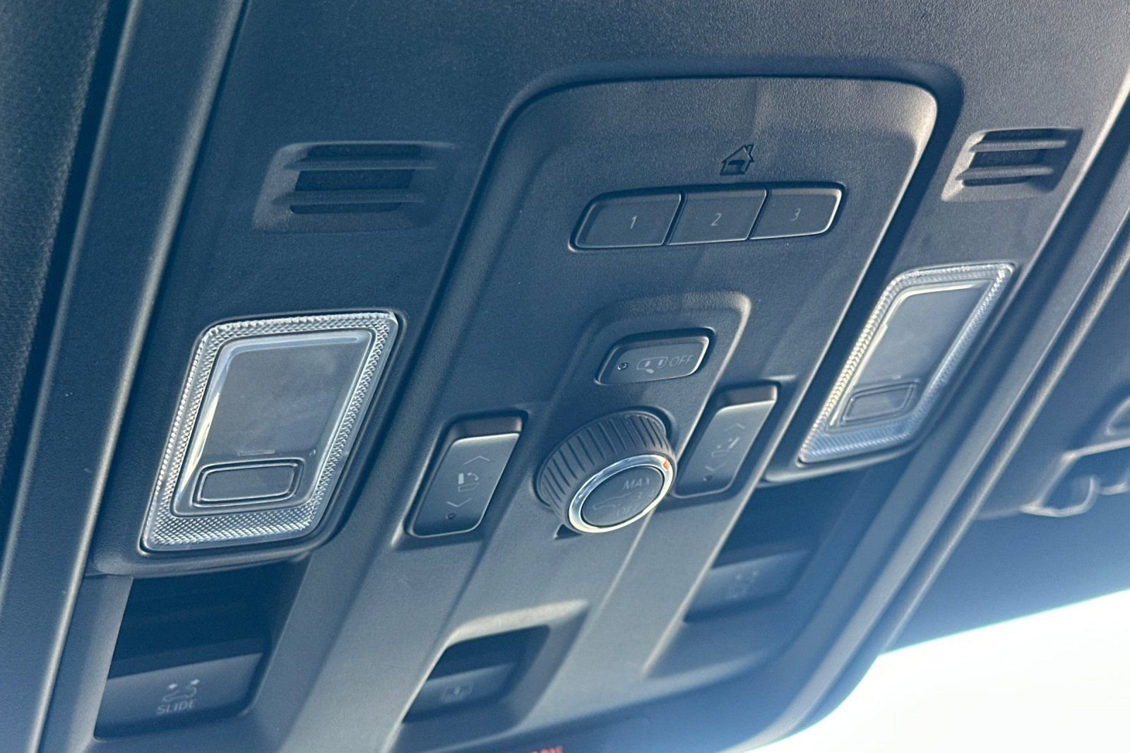 Certified 2023 Cadillac Escalade ESV Sport w/ LPO, ONYX Package image 23