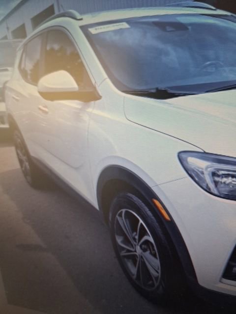 Used 2021 Buick Encore GX Select w/ Advanced Technology Package FWD image 5