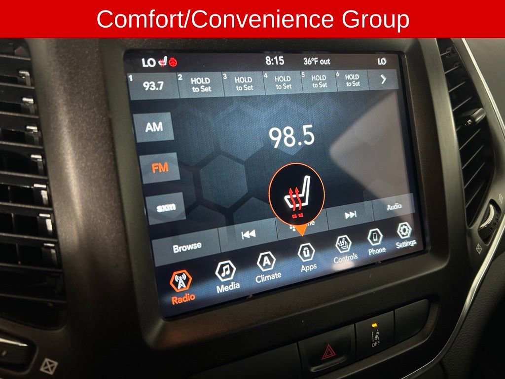 Used 2022 Jeep Cherokee Trailhawk w/ Comfort/Convenience Group AWD/4WD image 4