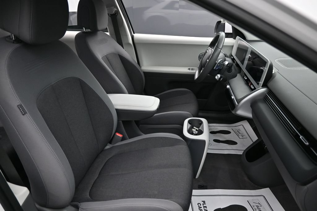 Used 2024 Hyundai Ioniq 5 SEL RWD image 33