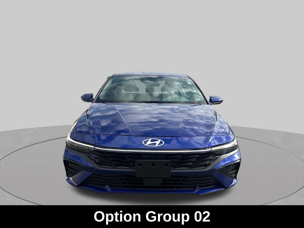 Used 2024 Hyundai Elantra SEL w/ Convenience Package FWD image 10