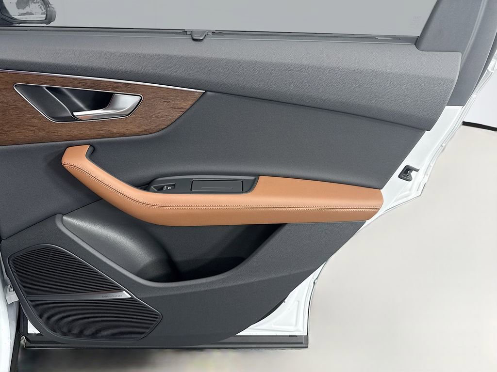 Used 2026 Audi Q7 3.0T Premium Plus w/ Premium Plus Package image 27