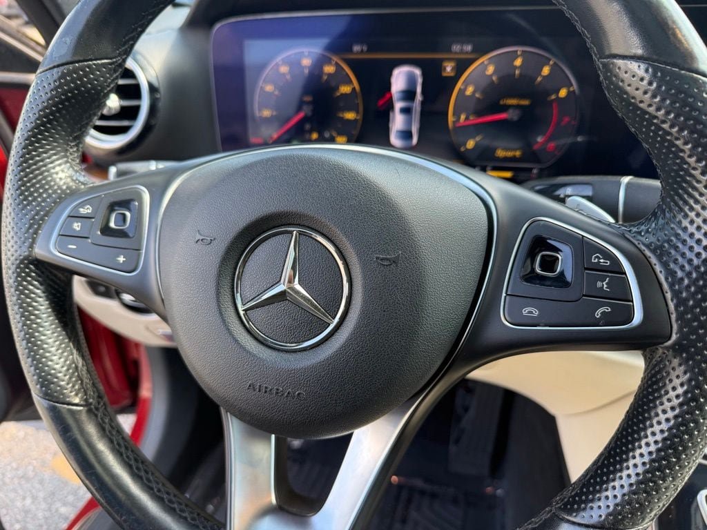 Used 2018 Mercedes-Benz E 300 4MATIC image 28
