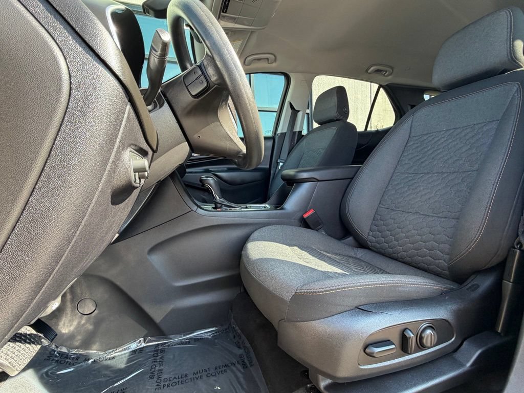 Used 2018 Chevrolet Equinox LT FWD image 10