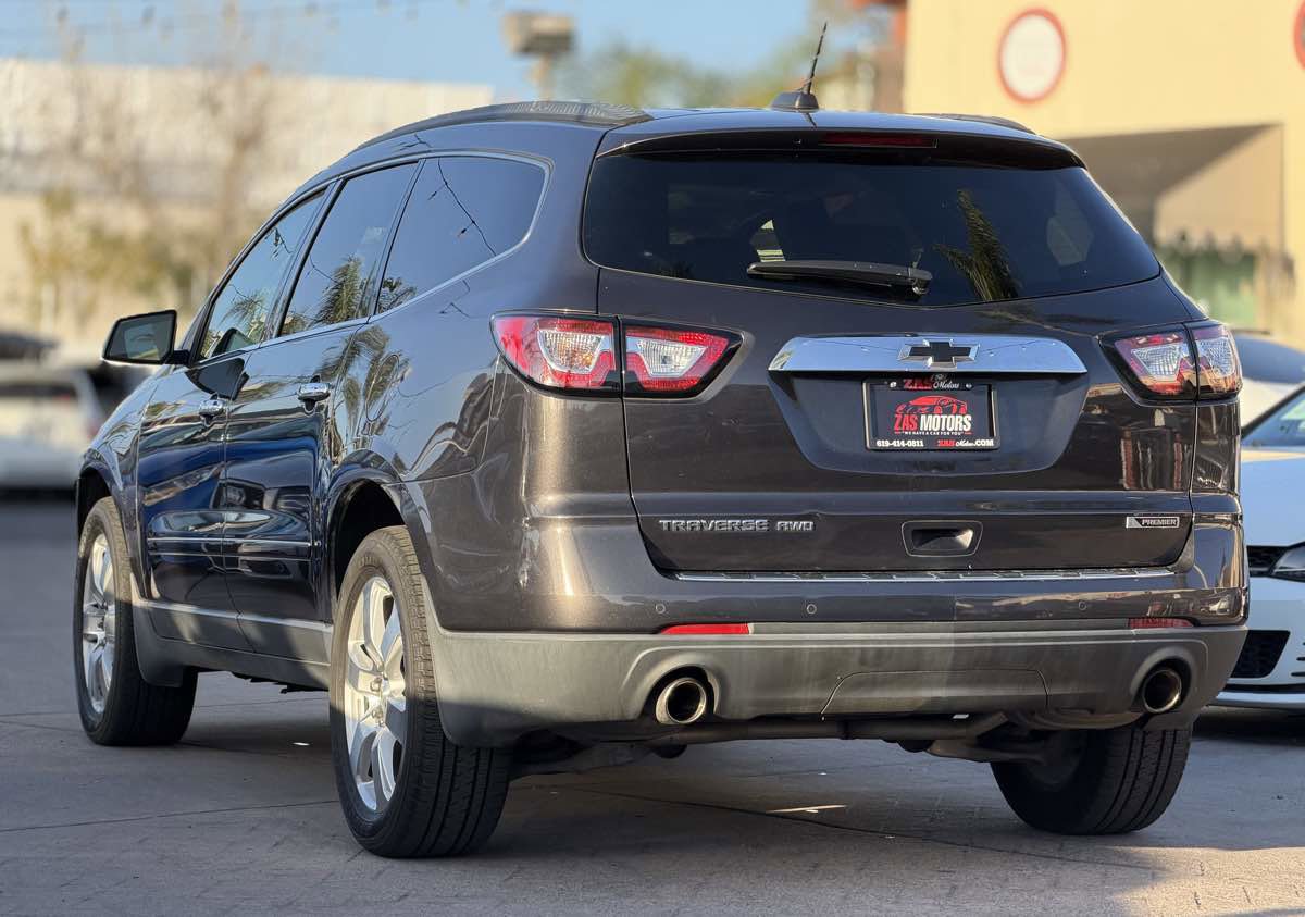 Used 2017 Chevrolet Traverse Premier AWD/4WD image 7