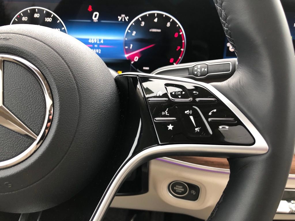 New 2026 Mercedes-Benz GLS 450 4MATIC image 23