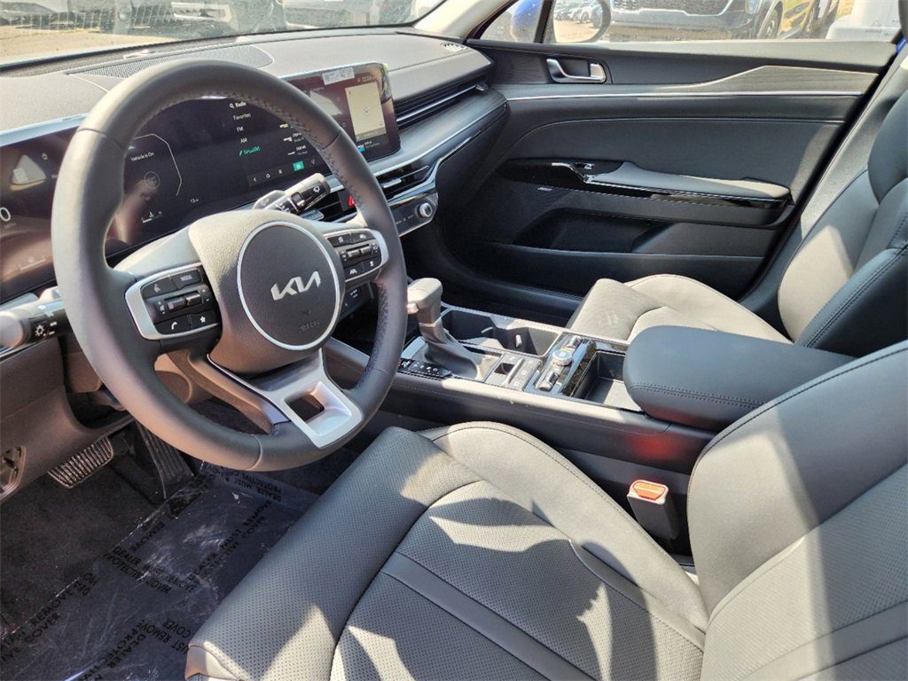 New 2025 Kia K5 EX image 7
