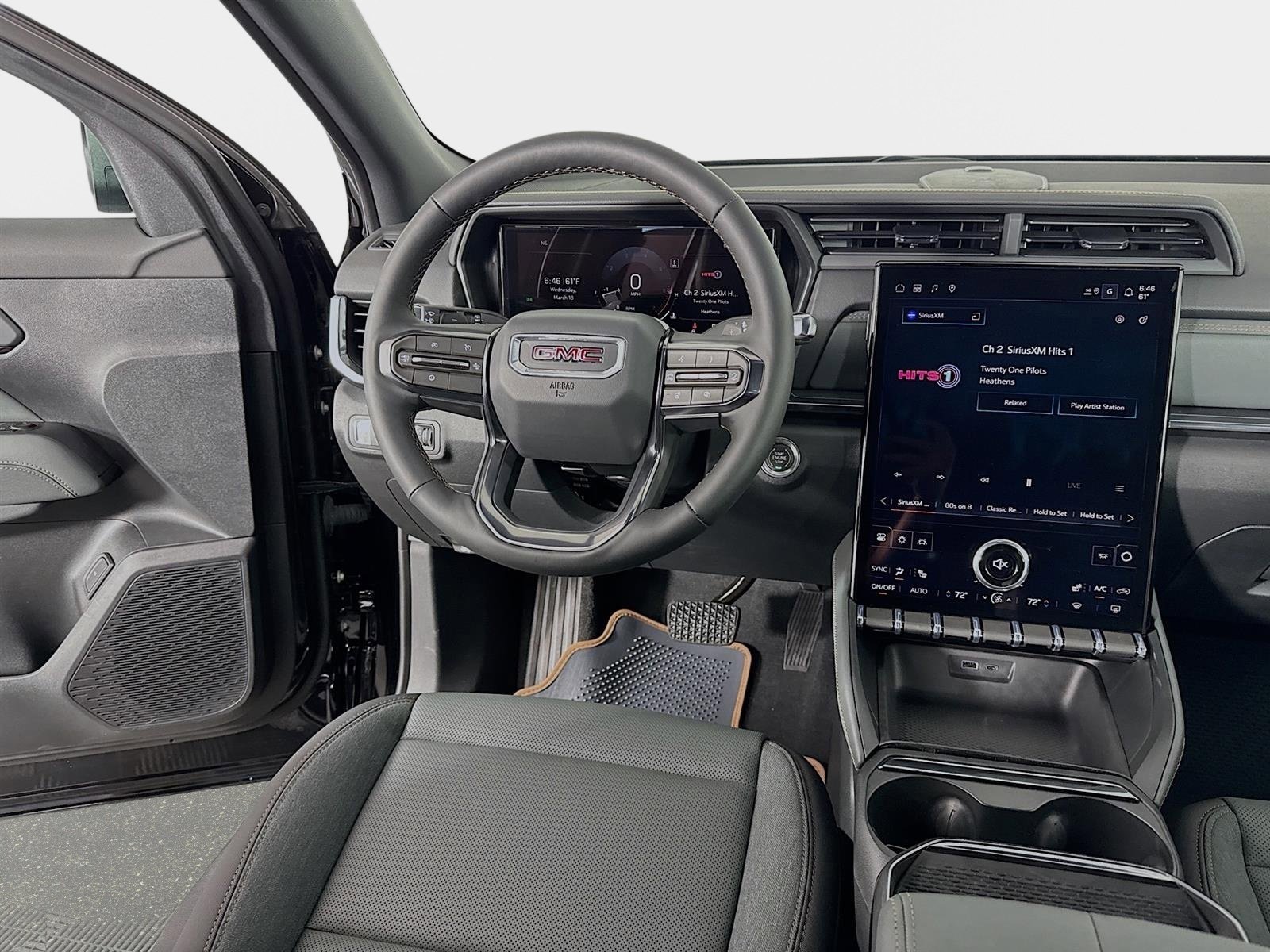 New 2026 GMC Terrain AT4 w/ Technology Package II AWD/4WD image 24