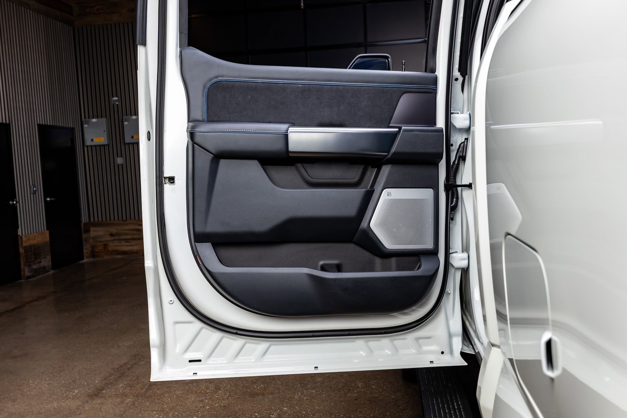 Used 2026 Ford F250 Platinum AWD/4WD image 38