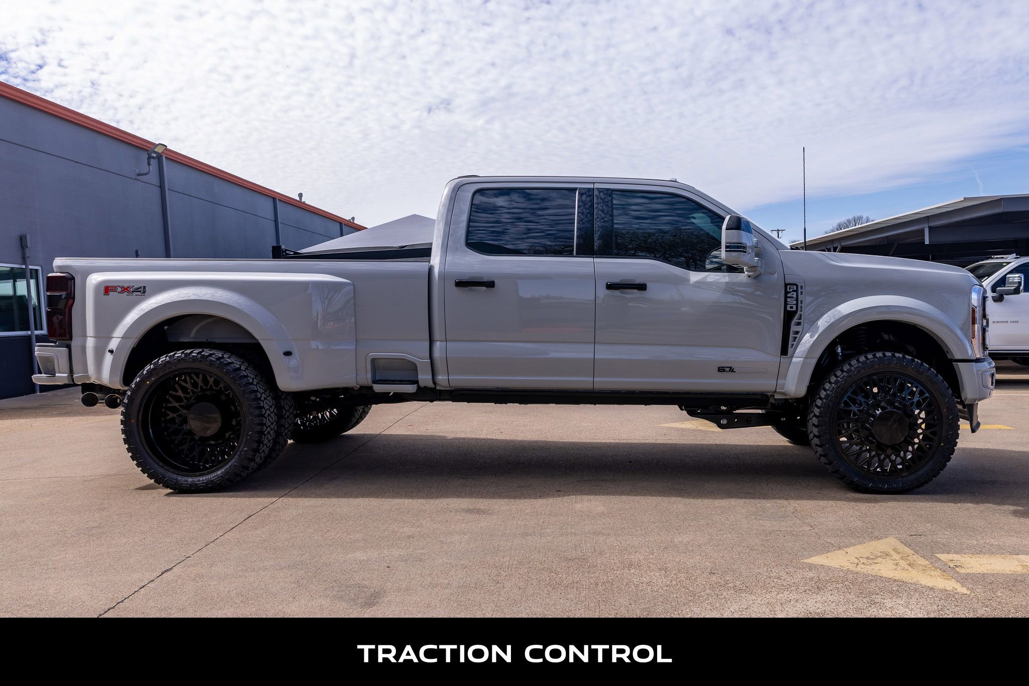Used 2026 Ford F450 Platinum w/ Platinum Plus Package image 11