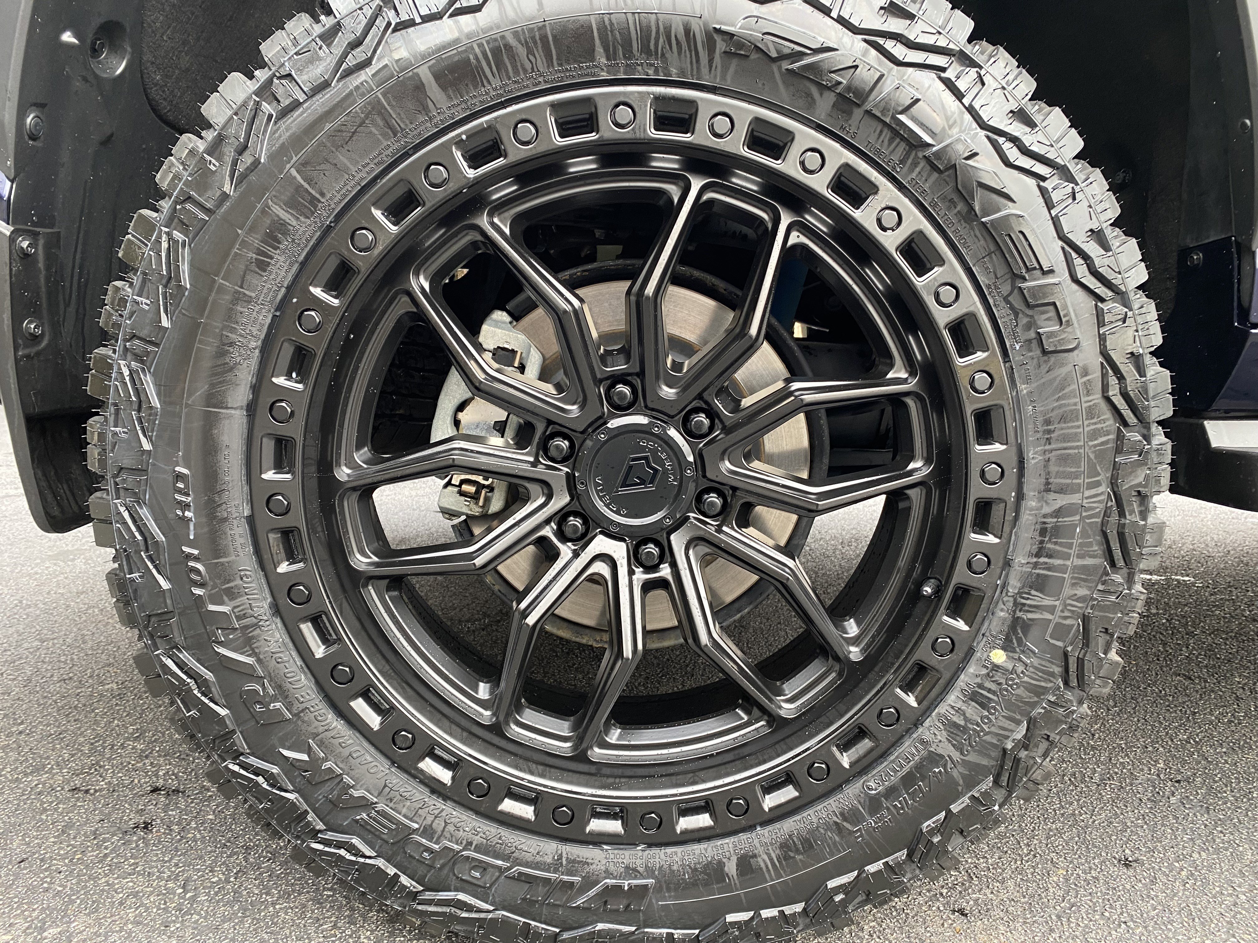 Used 2024 Toyota Sequoia SR5 w/ SR5 Premium Package image 43