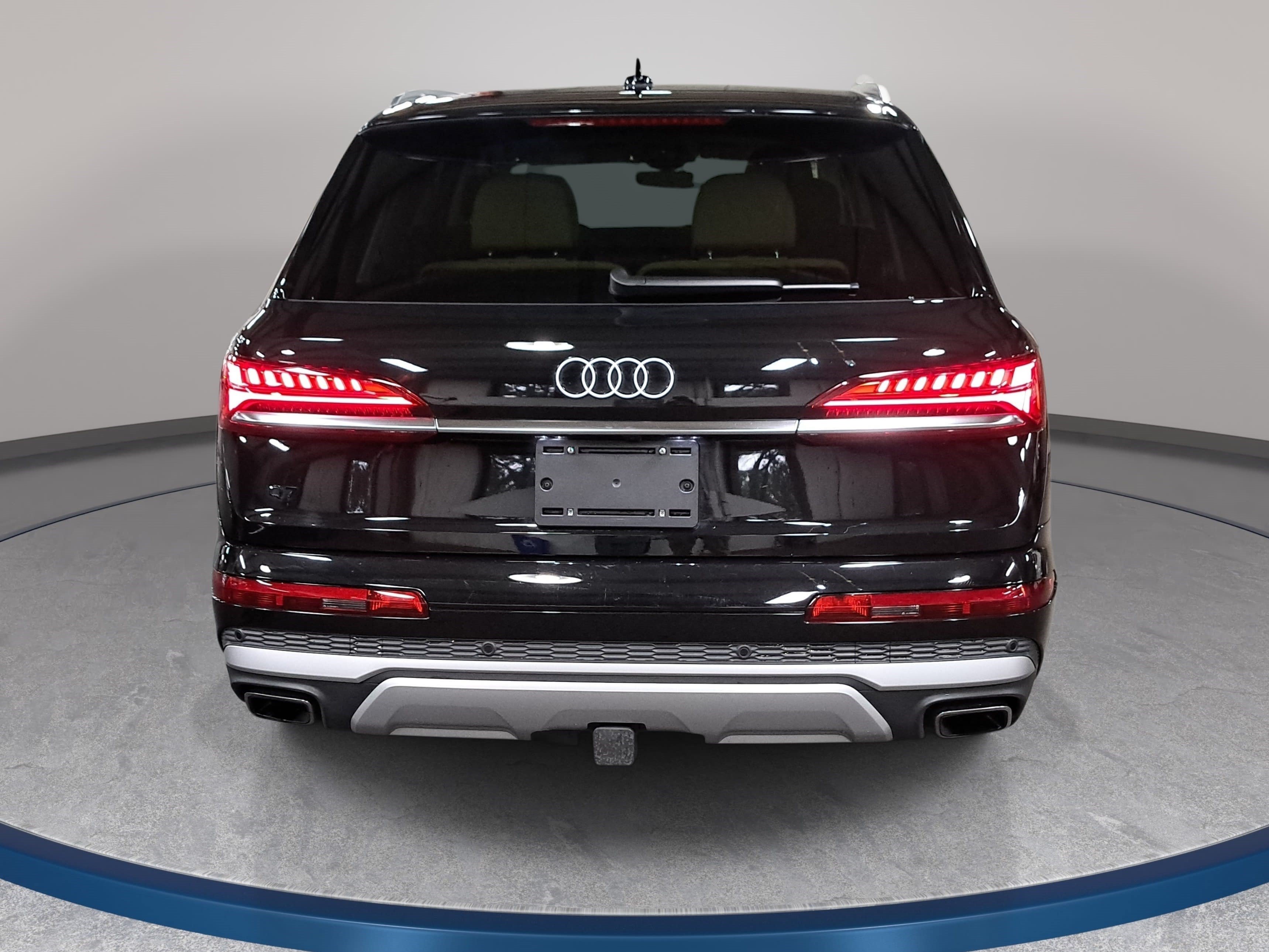 Used 2025 Audi Q7 3.0T Prestige AWD/4WD image 6