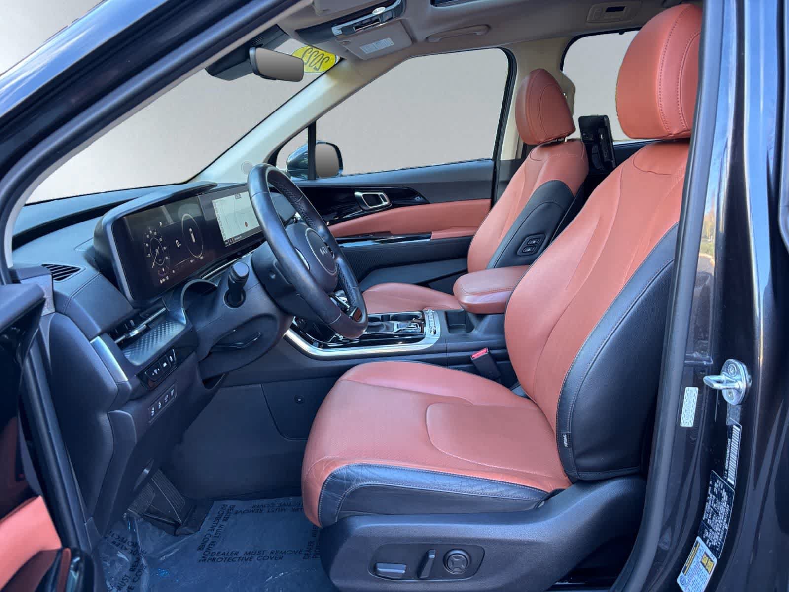 Used 2022 Kia Carnival SX Prestige FWD image 16