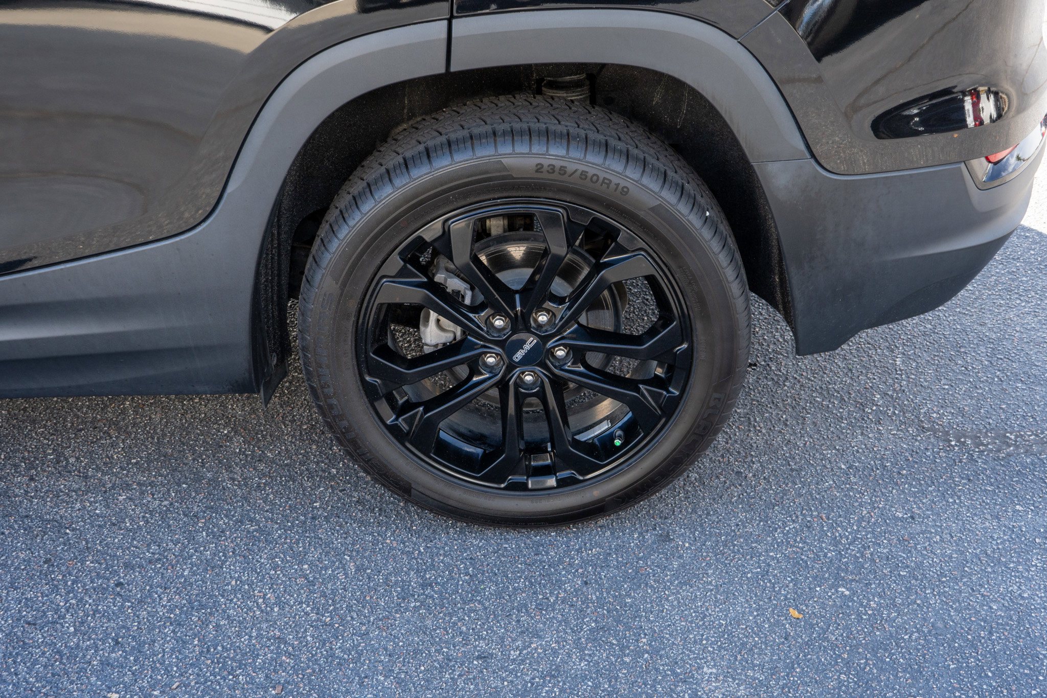 Used 2019 GMC Terrain SLE w/ Black Edition image 9