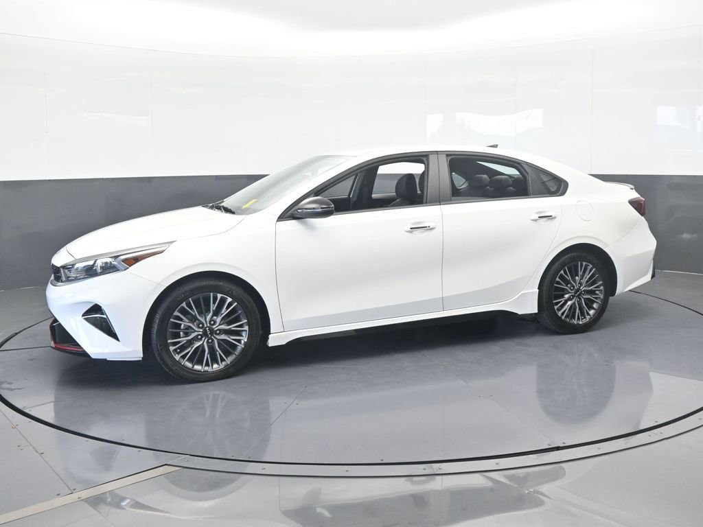 Used 2024 Kia Forte GT-Line image 2