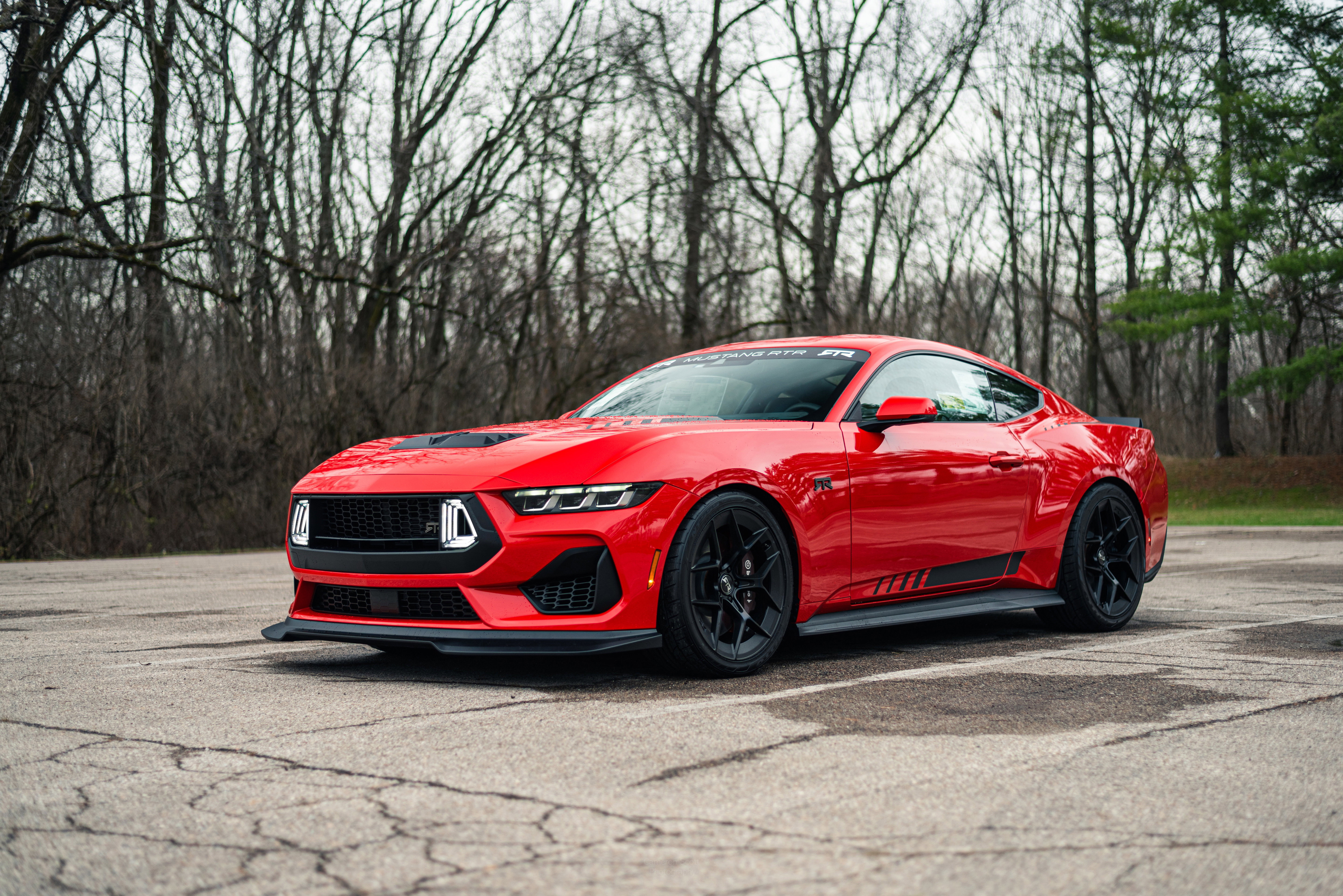 New 2025 Ford Mustang GT Premium w/ GT Performance Package RWD image 4