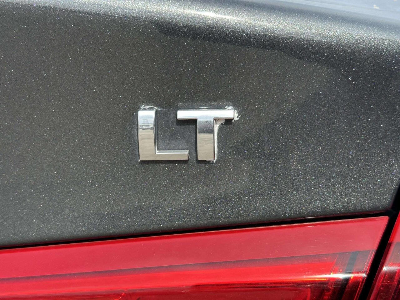 Used 2017 Chevrolet Malibu LT w/ Leather Package image 36